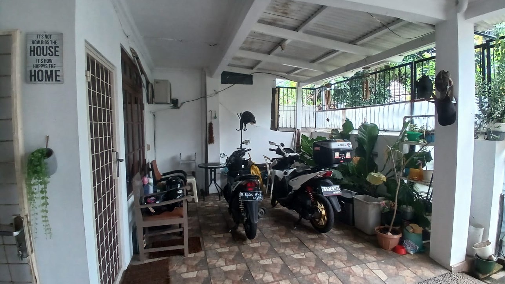 Dijual Rumah 2,5 Lantai Service Area / Laundry Room di Pamulang, Tangerang Selatan