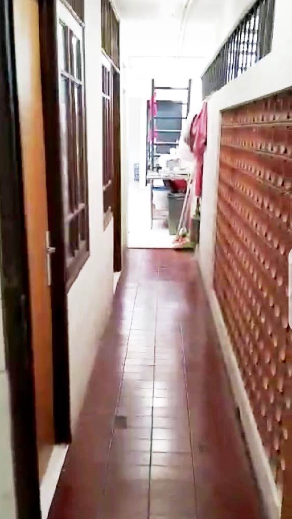 Ruko bagus, cocok untuk usaha, dijalan utama Bintaro