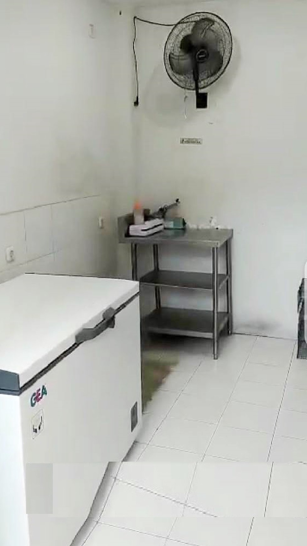 Ruko bagus, cocok untuk usaha, dijalan utama Bintaro