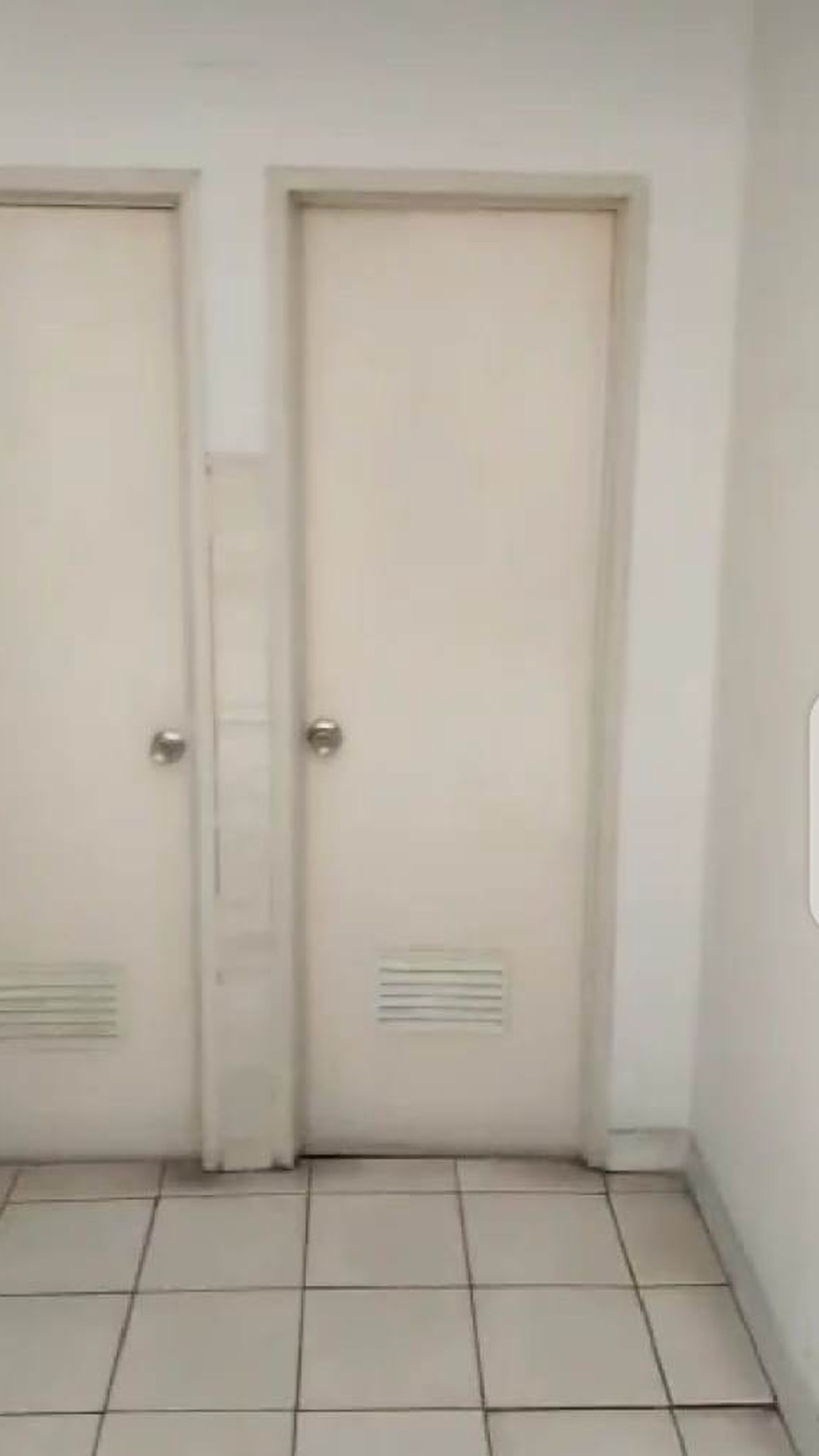 Ruko bagus, cocok untuk usaha, dijalan utama Bintaro