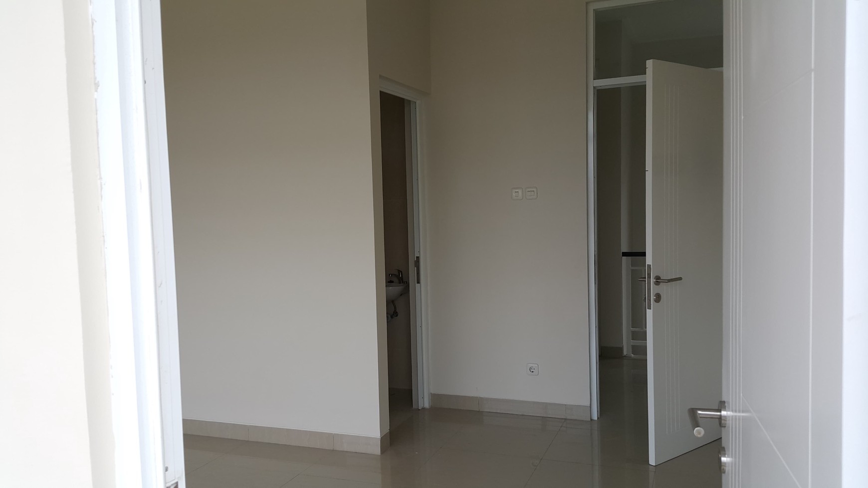 Rumah dijual di Jasmine Garden Bintaro, Tangerang Selatan