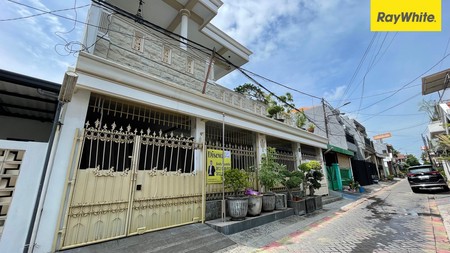 Disewakan Rumah 2 lantai di Candi Lontar Tengah Surabaya