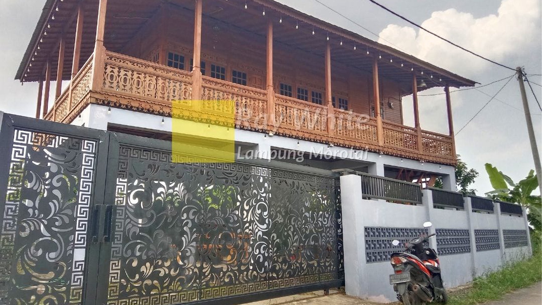 Dijual rumah kayu atau Villa