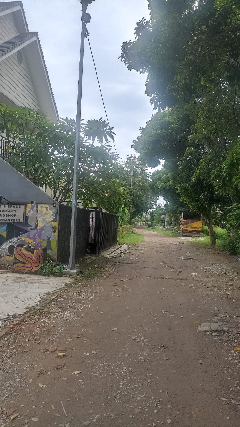 Rumah Bagus Di Jl Taman Bintaro Dalam Jakarta Selatan