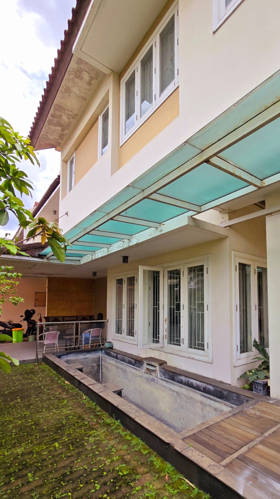 Rumah Bagus Di Area Premium Villa Delima Lebak Bulus