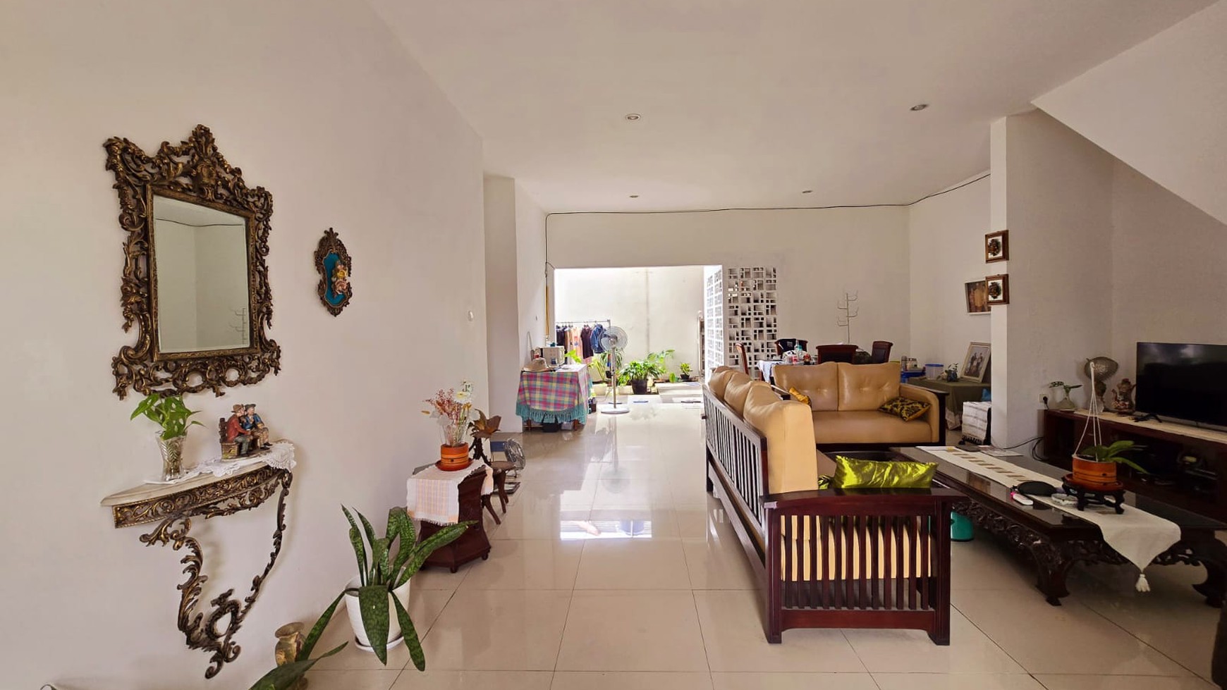 Dijual Rumah lt 180/lb 200,dalam cluster di Graha Bintaro