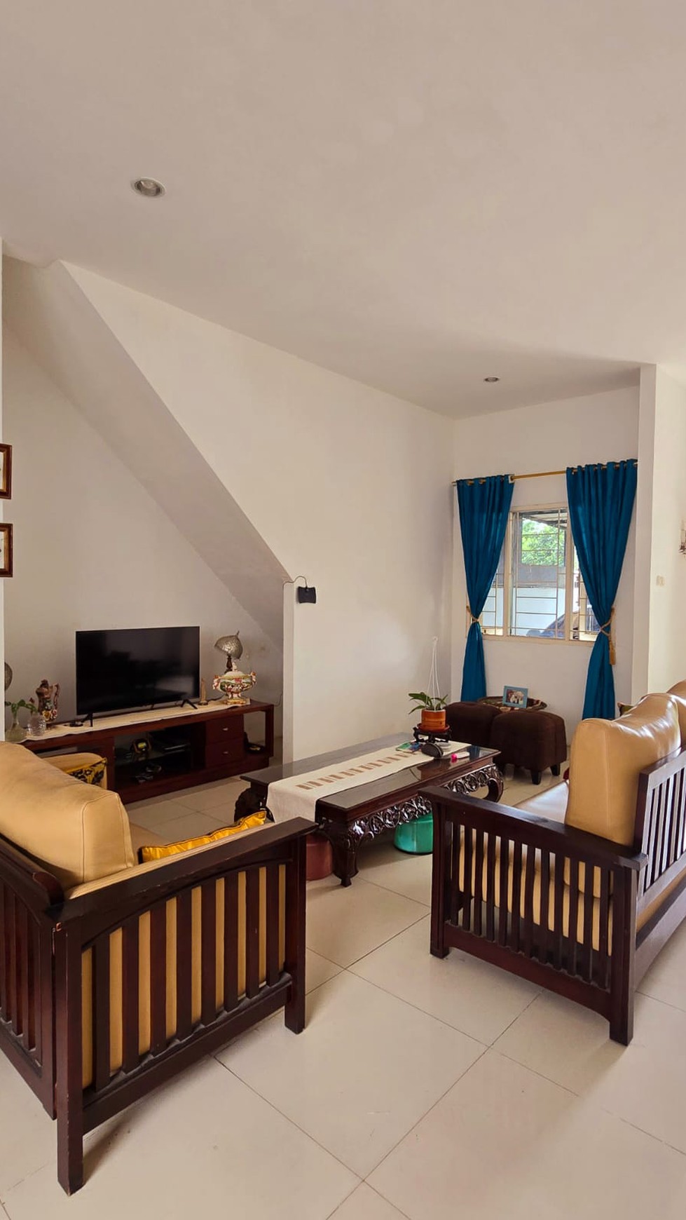 Dijual Rumah lt 180/lb 200,dalam cluster di Graha Bintaro