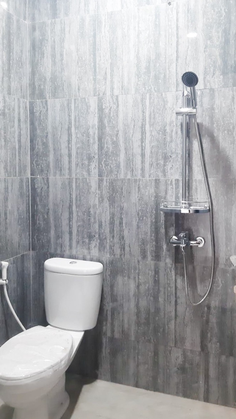 Rumah Baru,keamanan 24 Jam di Graha Raya tangsel.