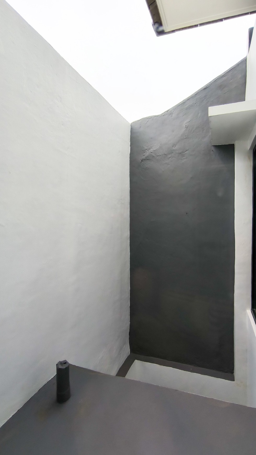 Rumah Baru,keamanan 24 Jam di Graha Raya tangsel.