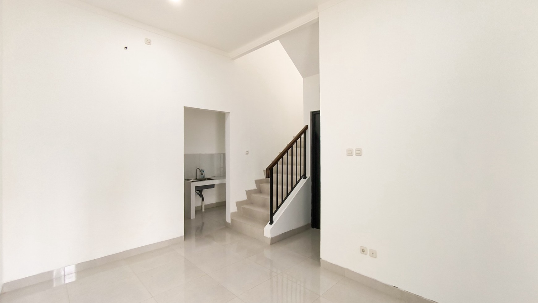 Rumah Baru,keamanan 24 Jam di Graha Raya tangsel.