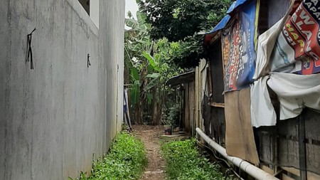 Kavling dekat Univ Pembangunan Jaya Bintaro dan stasiun kereta api...