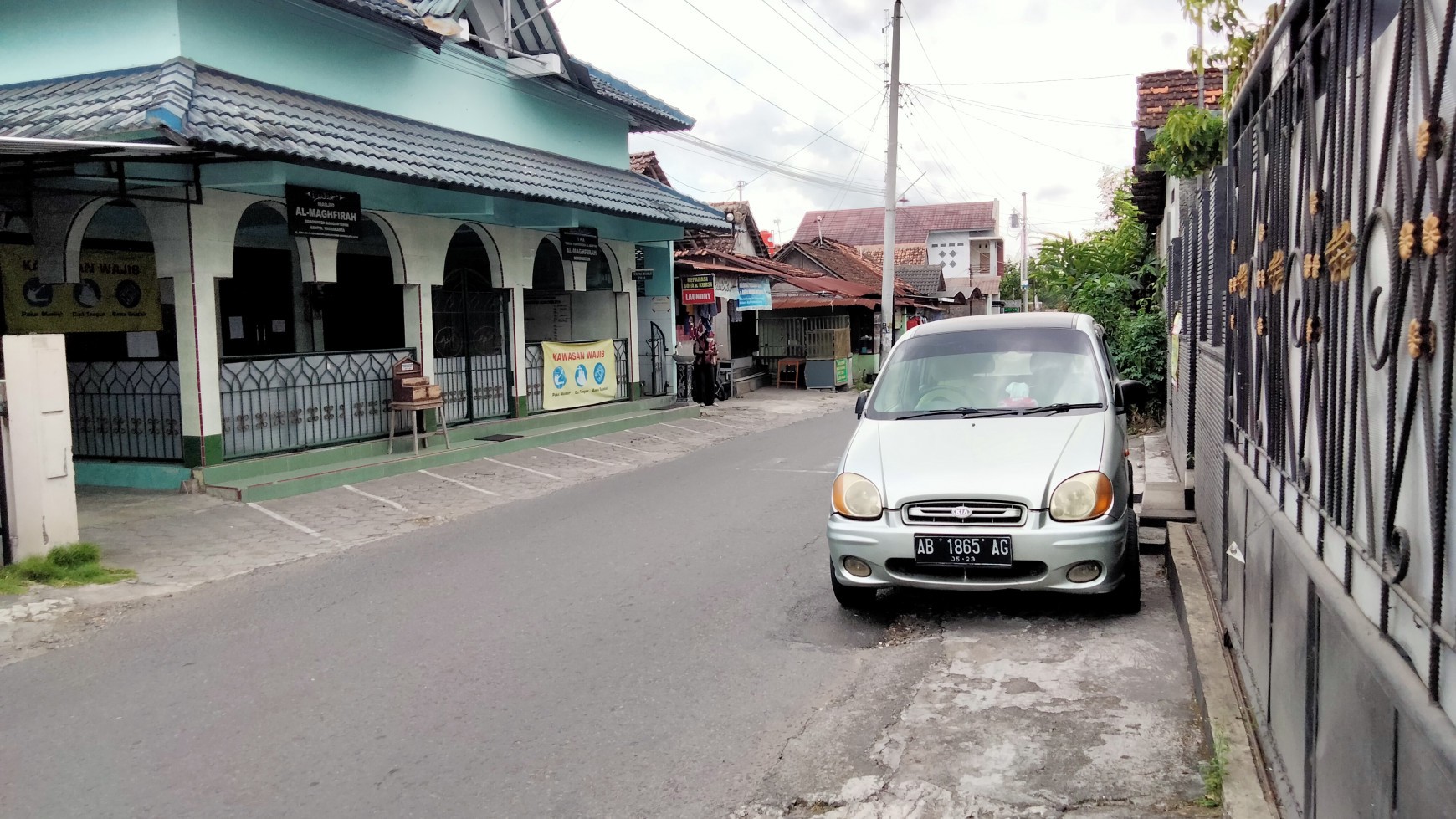 Rumah Hitung Tanah Area Cipete
