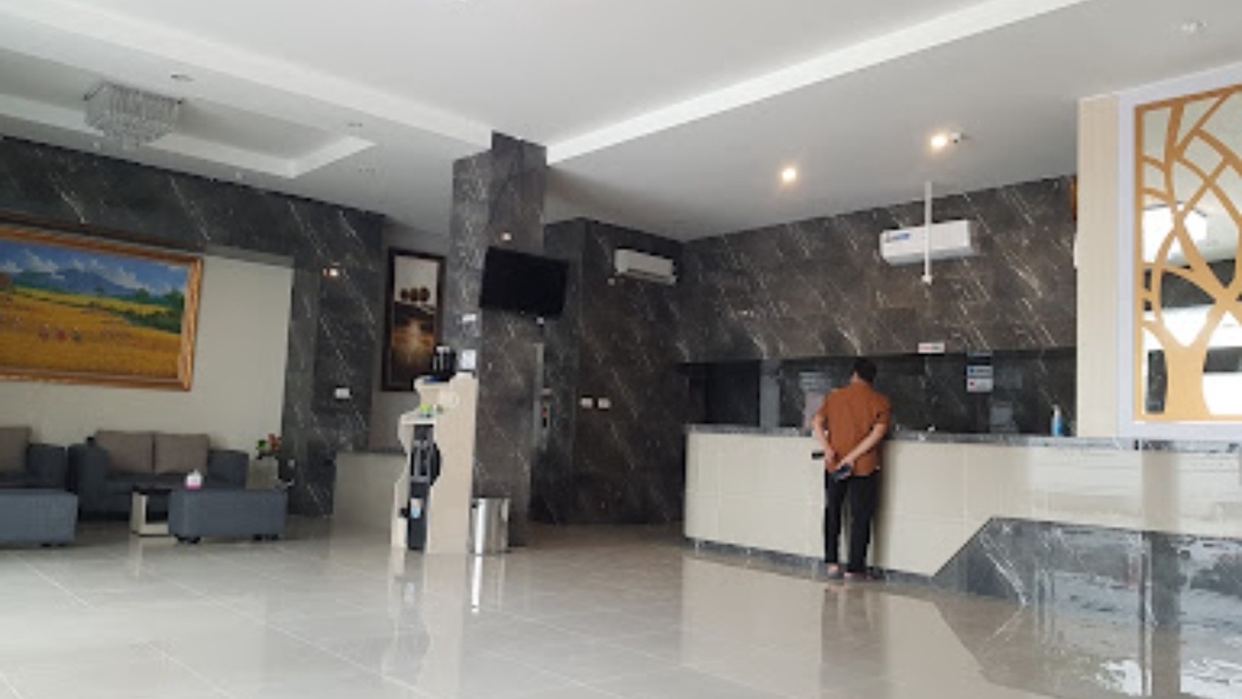 For Sale Budget Hotel Jakarta Barat Masih Operasional  