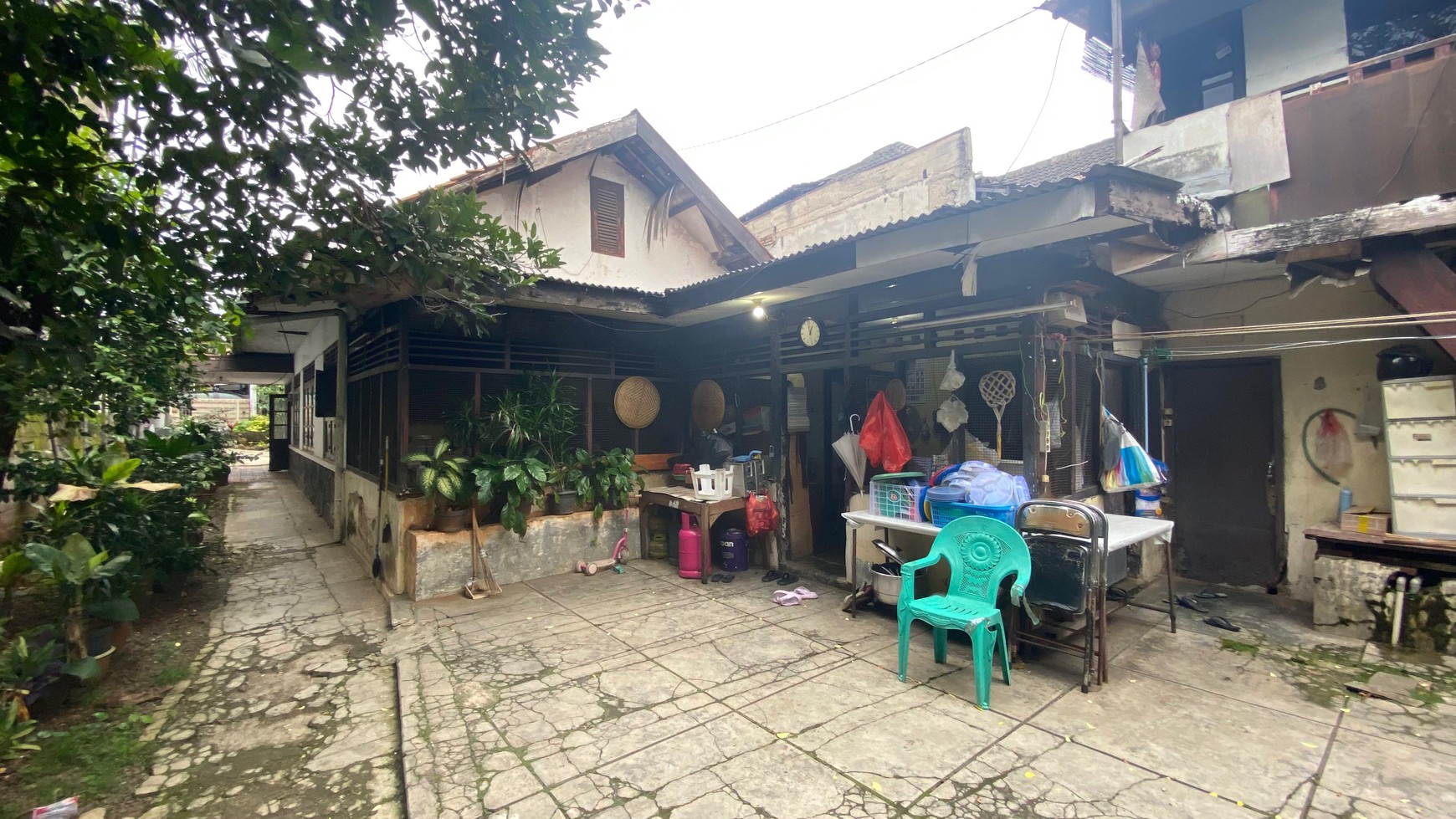 Rumah Hitung Tanah Area Cipete