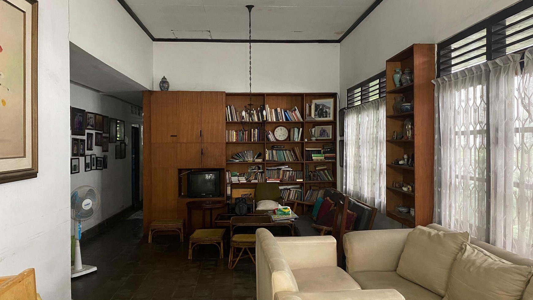 Rumah Hitung Tanah Area Cipete