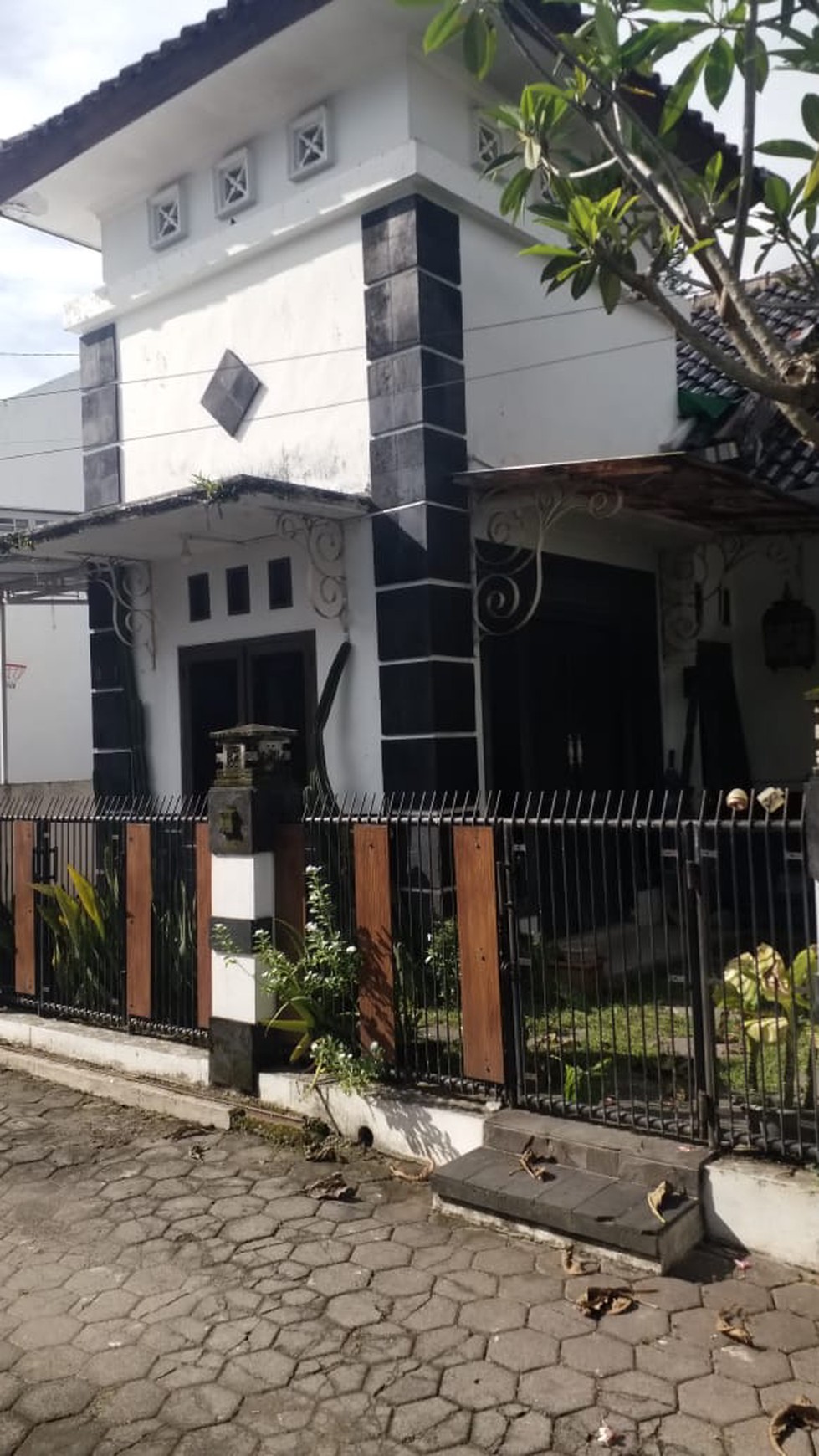 Rumah Minimalis Dekat Jl Kaliurang Km 8,5 Tiyasan Condongcatur Sleman