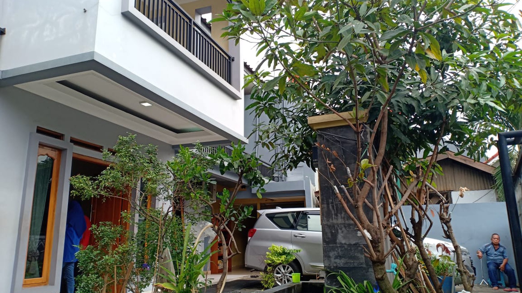 RUMAH PRUMPUNG JATINEGARA JAKARTA TIMUR