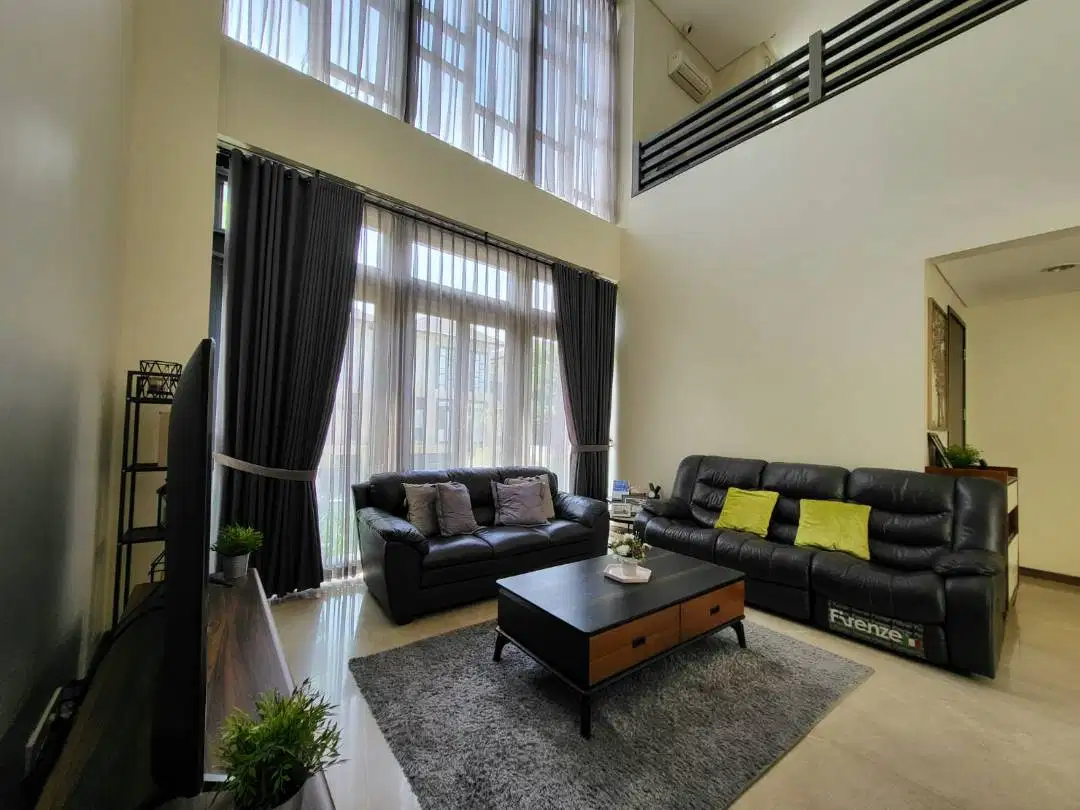 Hot Properti. Rumah Mewah Nava Park Lancewood, BSD