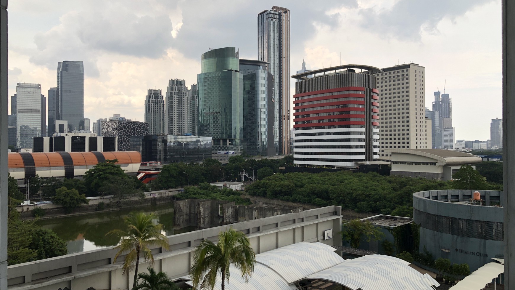 Rumah Hitung Tanah Area Cipete