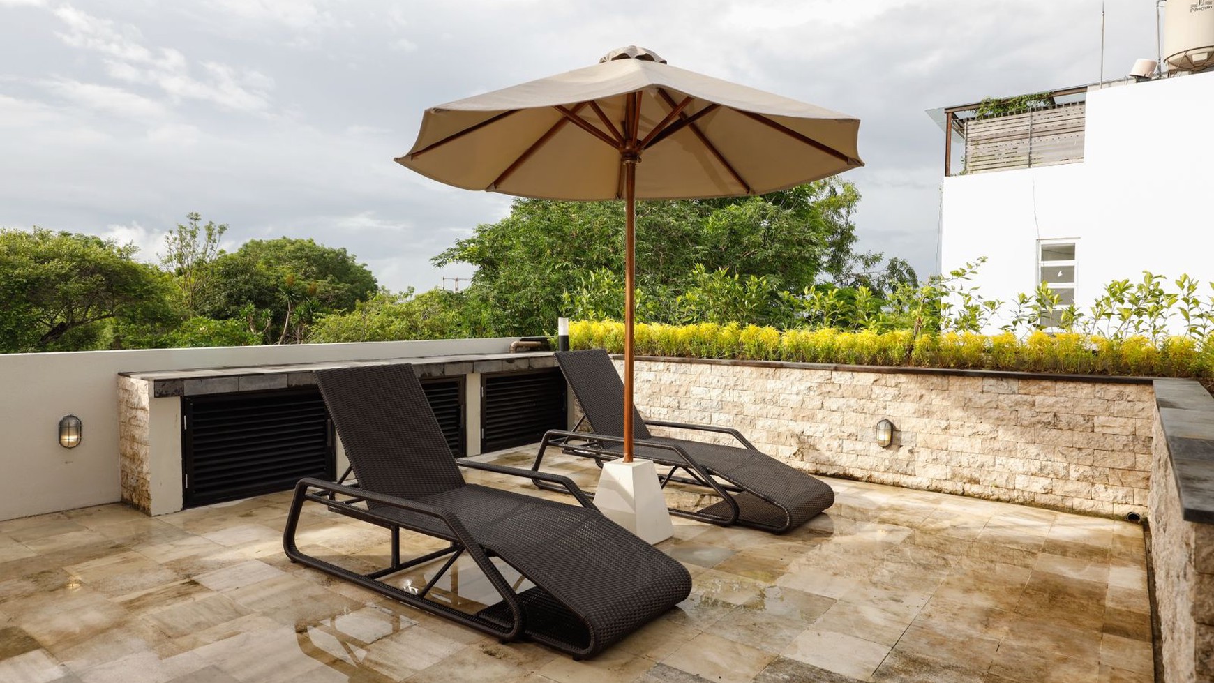 Rumah Hitung Tanah Area Cipete