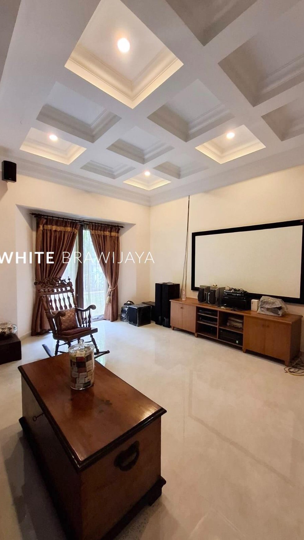 Rumah Hitung Tanah Area Cipete