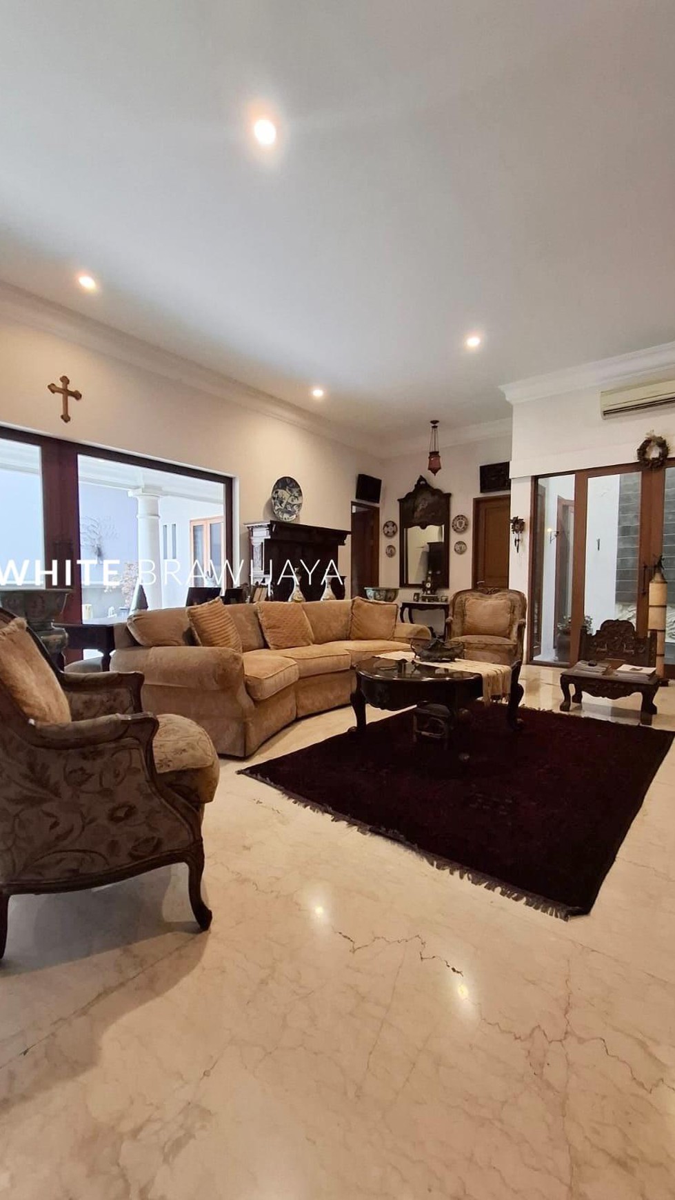 Rumah Hitung Tanah Area Cipete