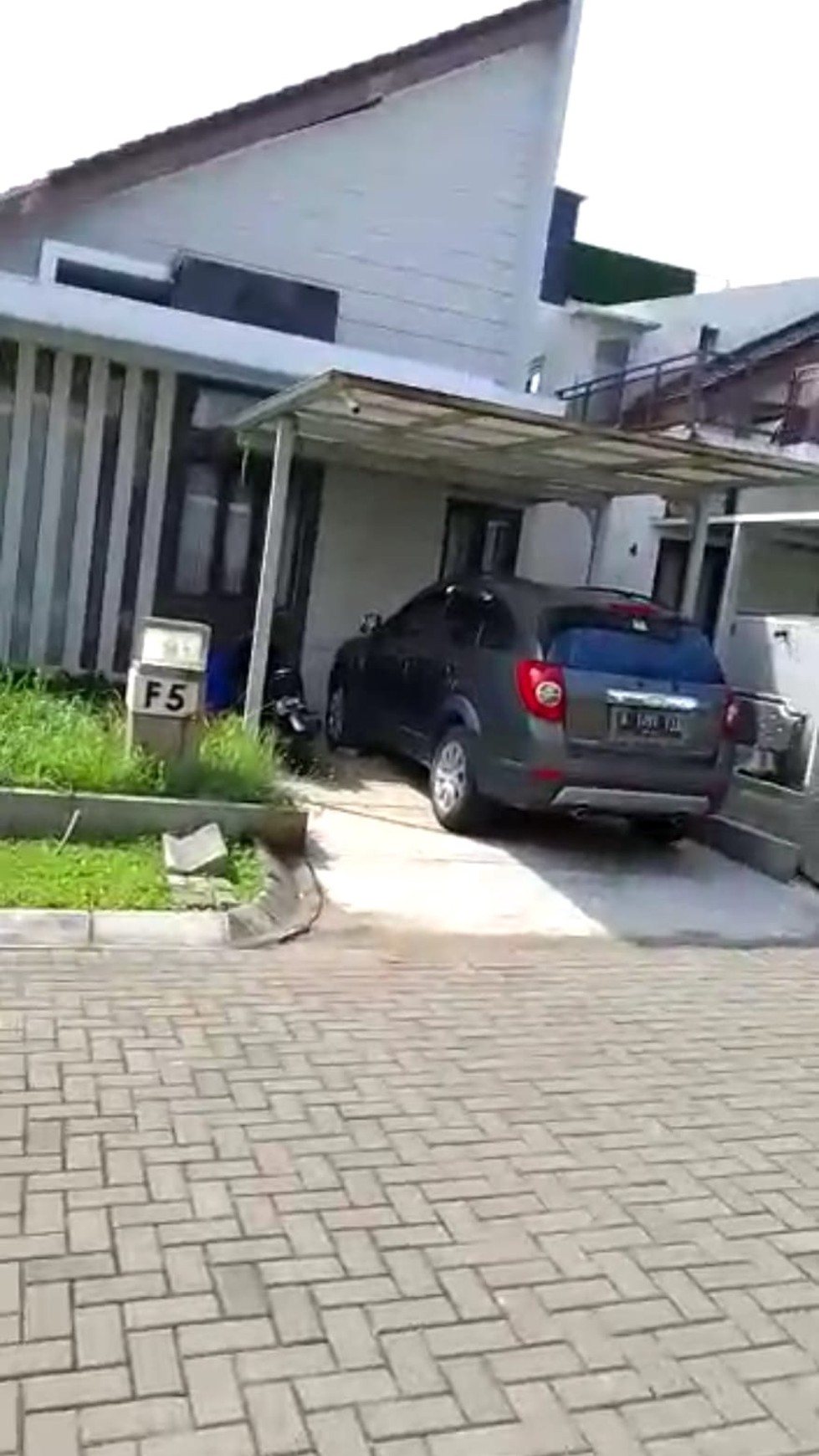 Rumah Hitung Tanah Area Cipete