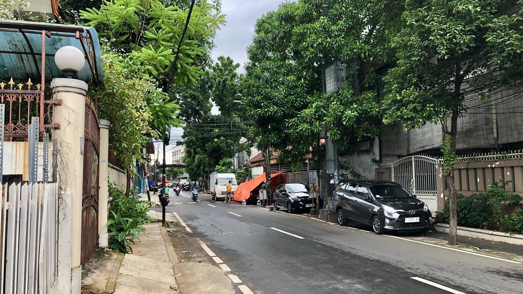 Rumah Hitung Tanah Area Cipete