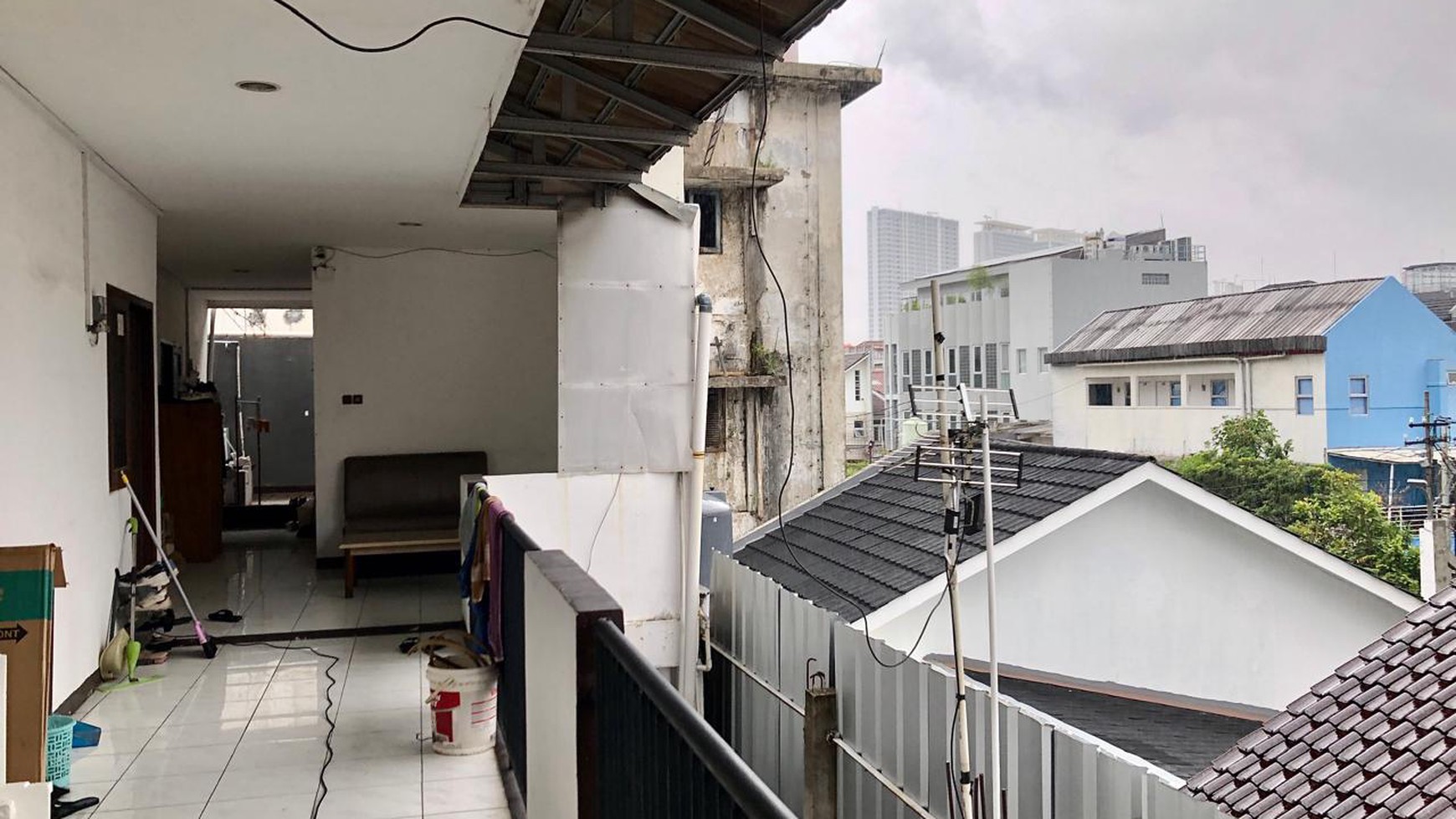 Rumah Hitung Tanah Area Cipete