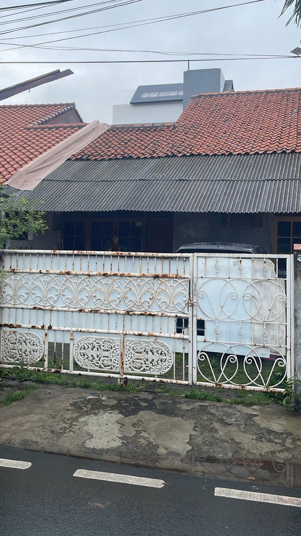 Dijual Rumah Minimalis Modern Siap Huni dan Hunian Nyaman @Jakarta Pusat.