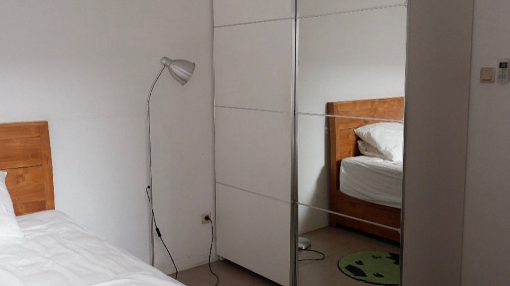 Rumah Minimalis Semi Furnished di Krukut 600 Meter ke tol Krukut