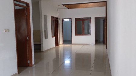 Disewakan Rumah Murah Siap Huni di Taman Holis Indah