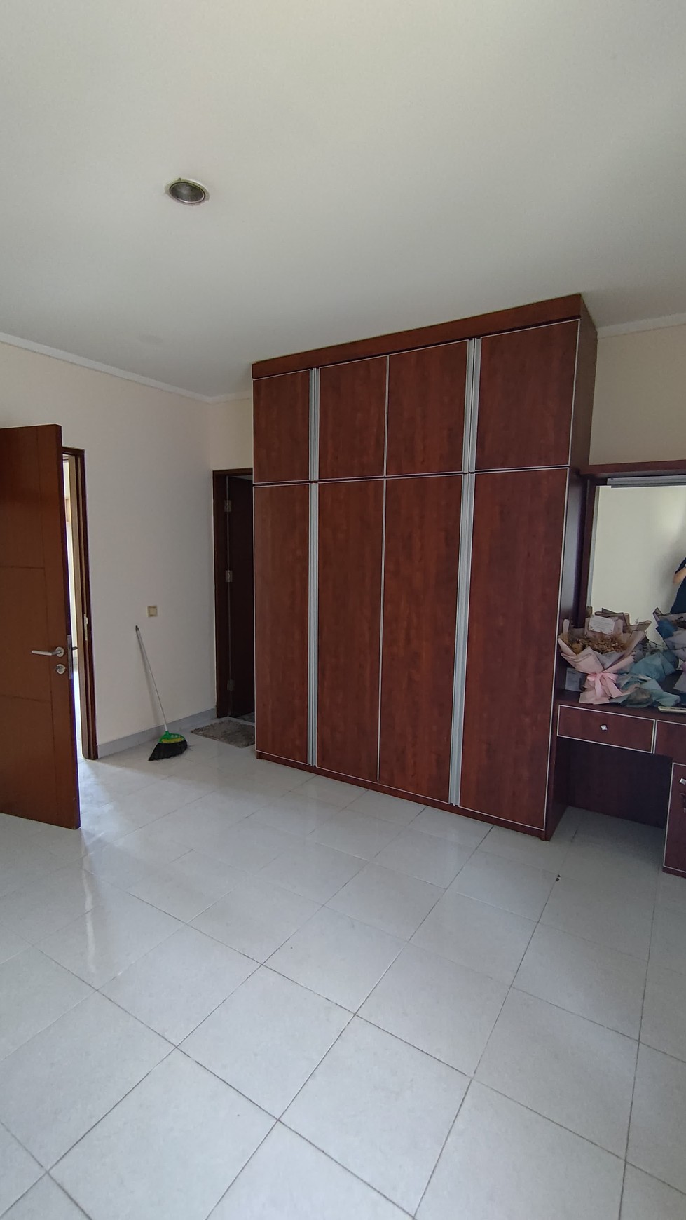 Dijual Rumah hunian di Natura Residence JL. Merdeka Cimone Tangerang