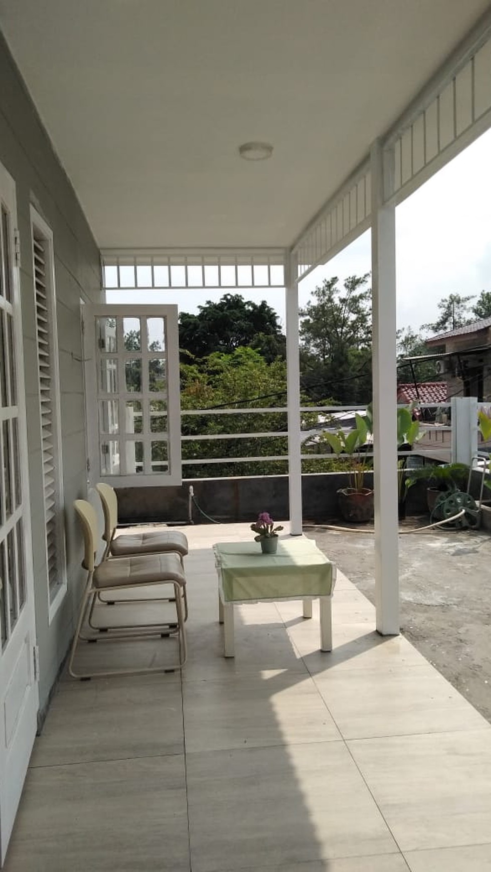 Rumah hook, adem, asri, cantik, 2 lantai, Griya Loka BSD