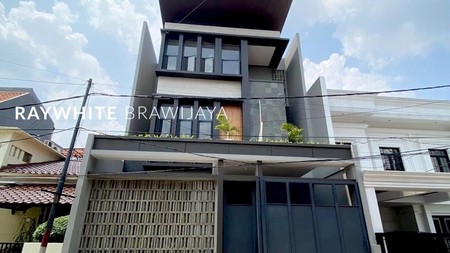 Brand New House Lokasi Strategis Area Pondok Indah