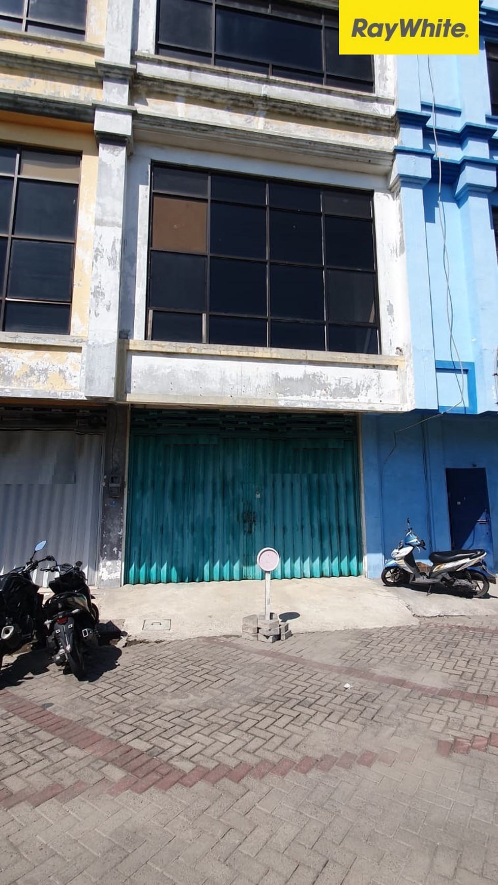 Dijual Ruko 3 lantai di Rungkut Megah Raya Surabaya