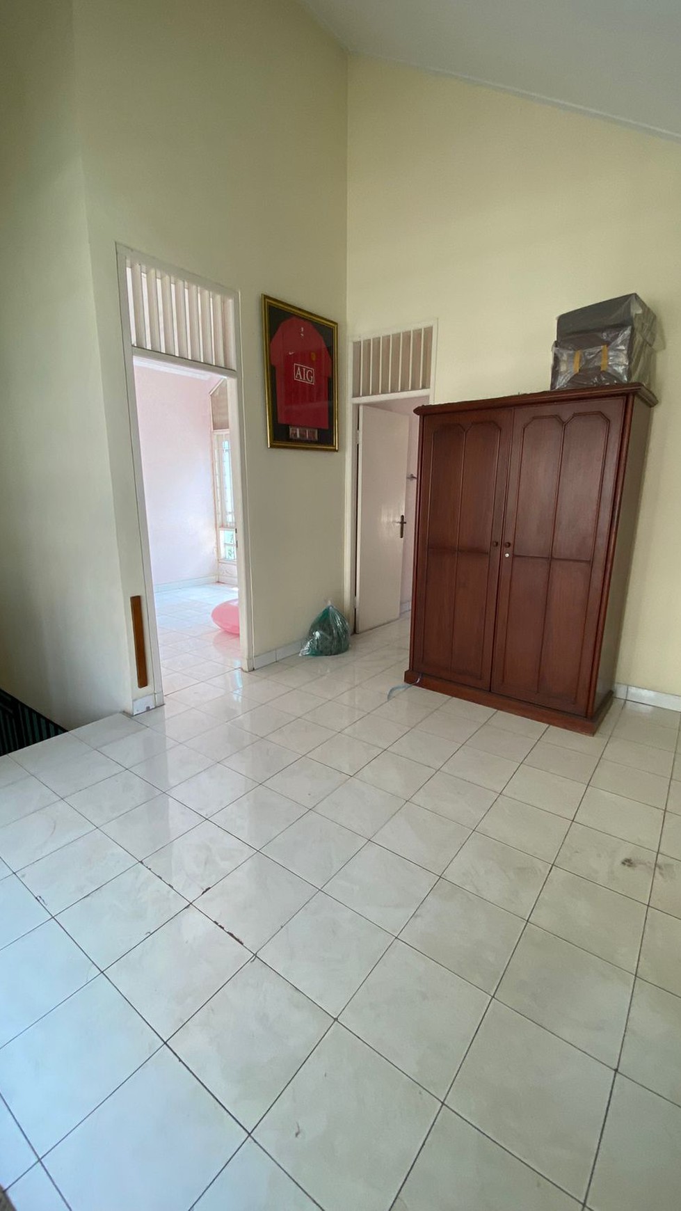 Rumah bagus 2 lantai di Camar Bintaro Jaya Sektor 3