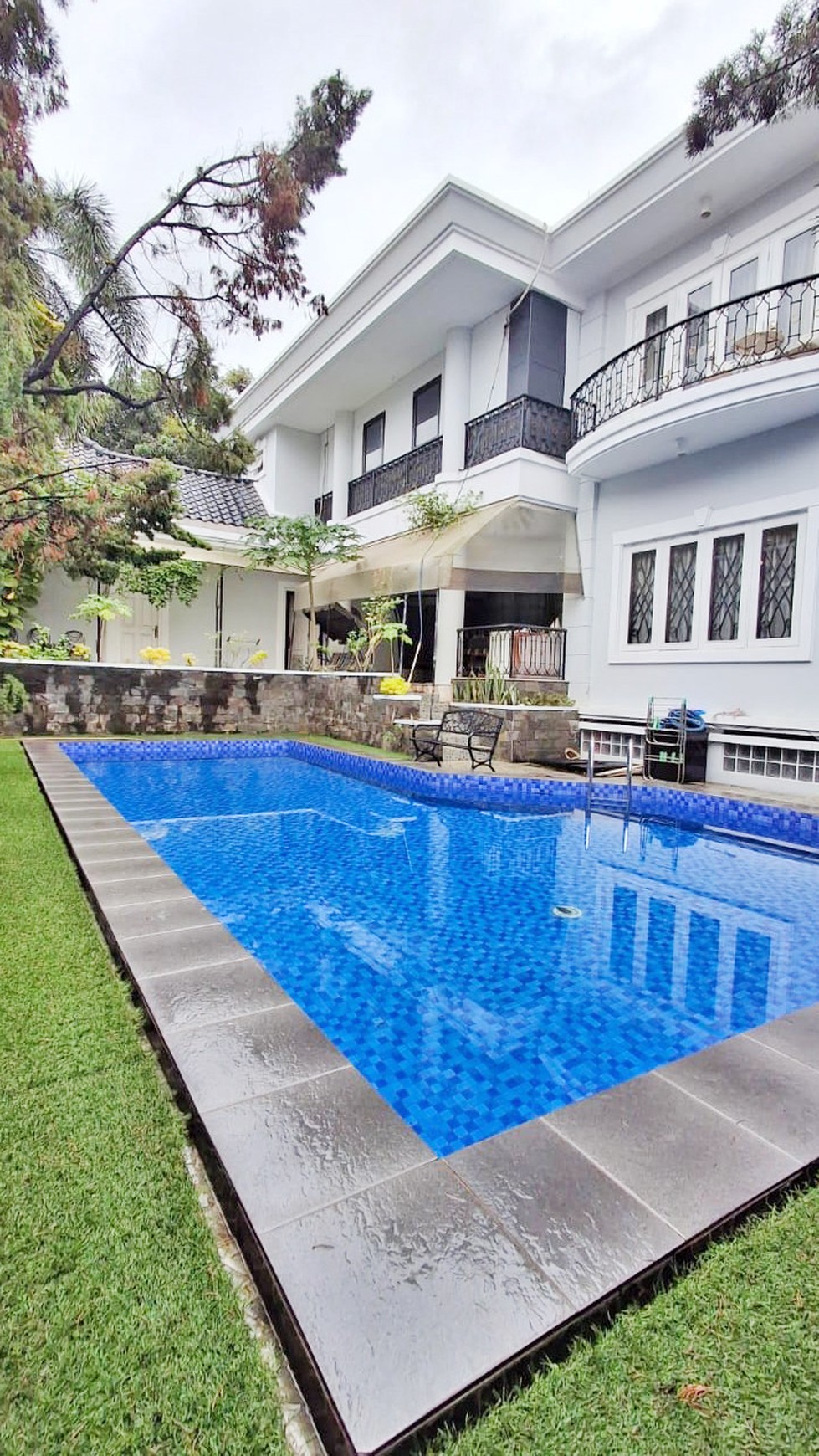 Rumah mewah di kawasan Elit Kebayoran Baru Jakarta Selatan