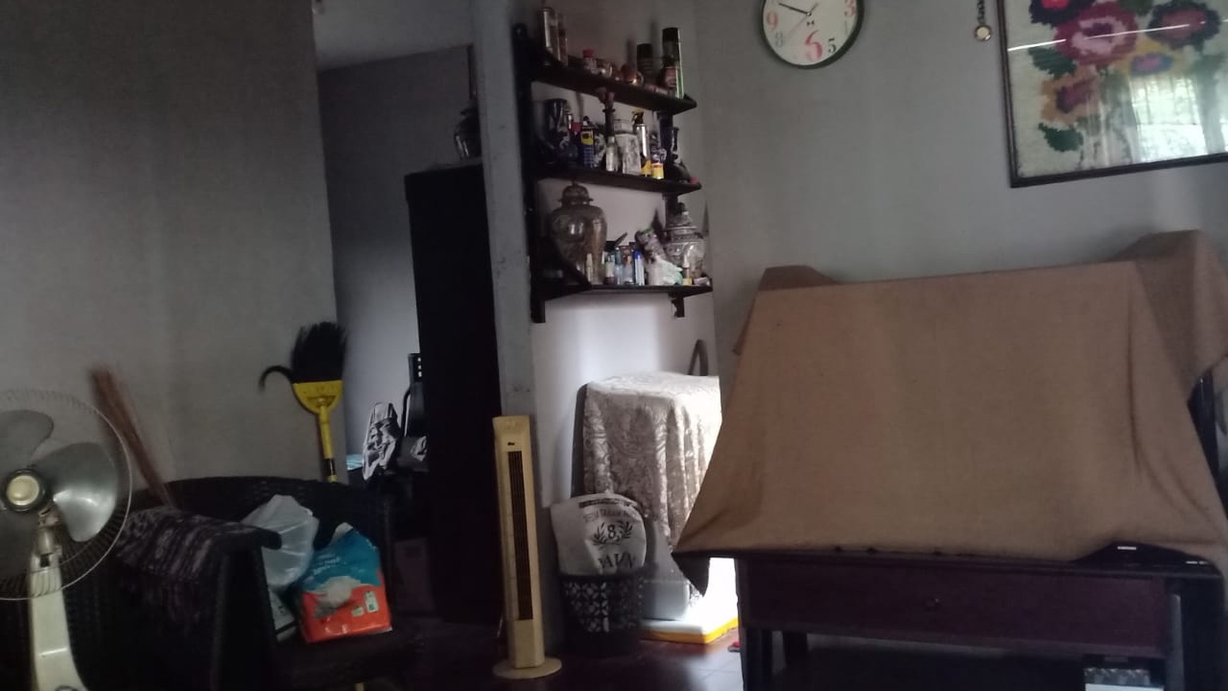 Rumah Hitung Tanah Area Cipete