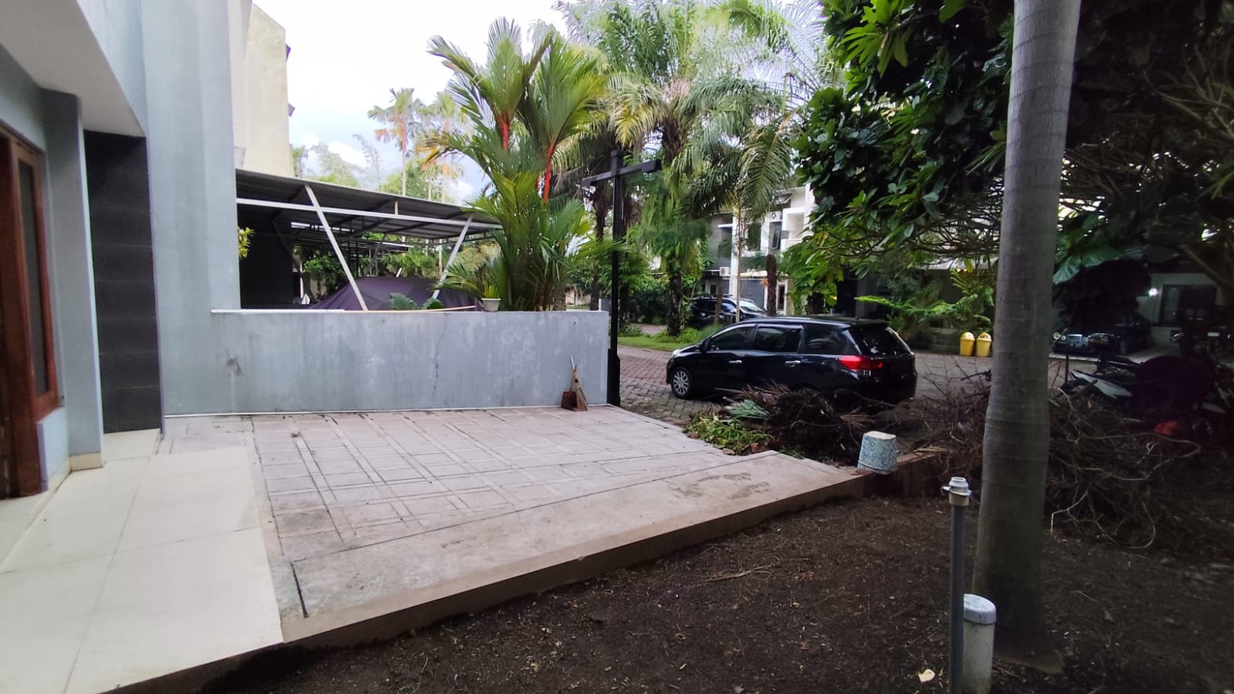 Rumah Hitung Tanah Area Cipete