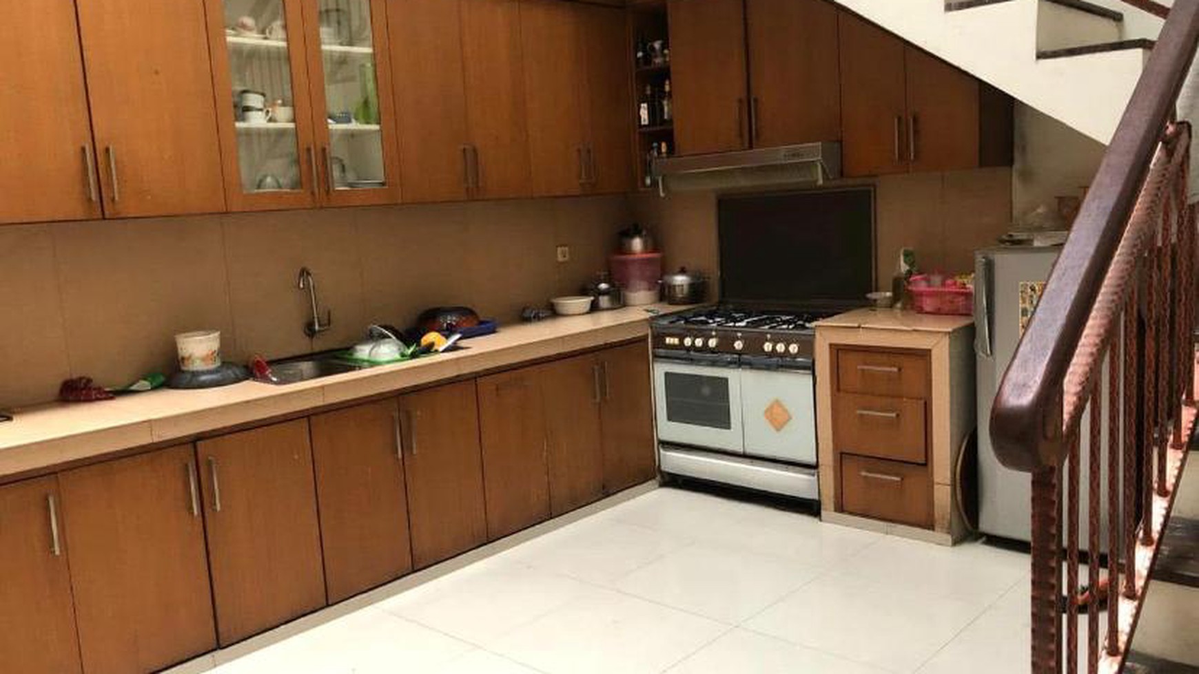 Rumah Hitung Tanah Area Cipete