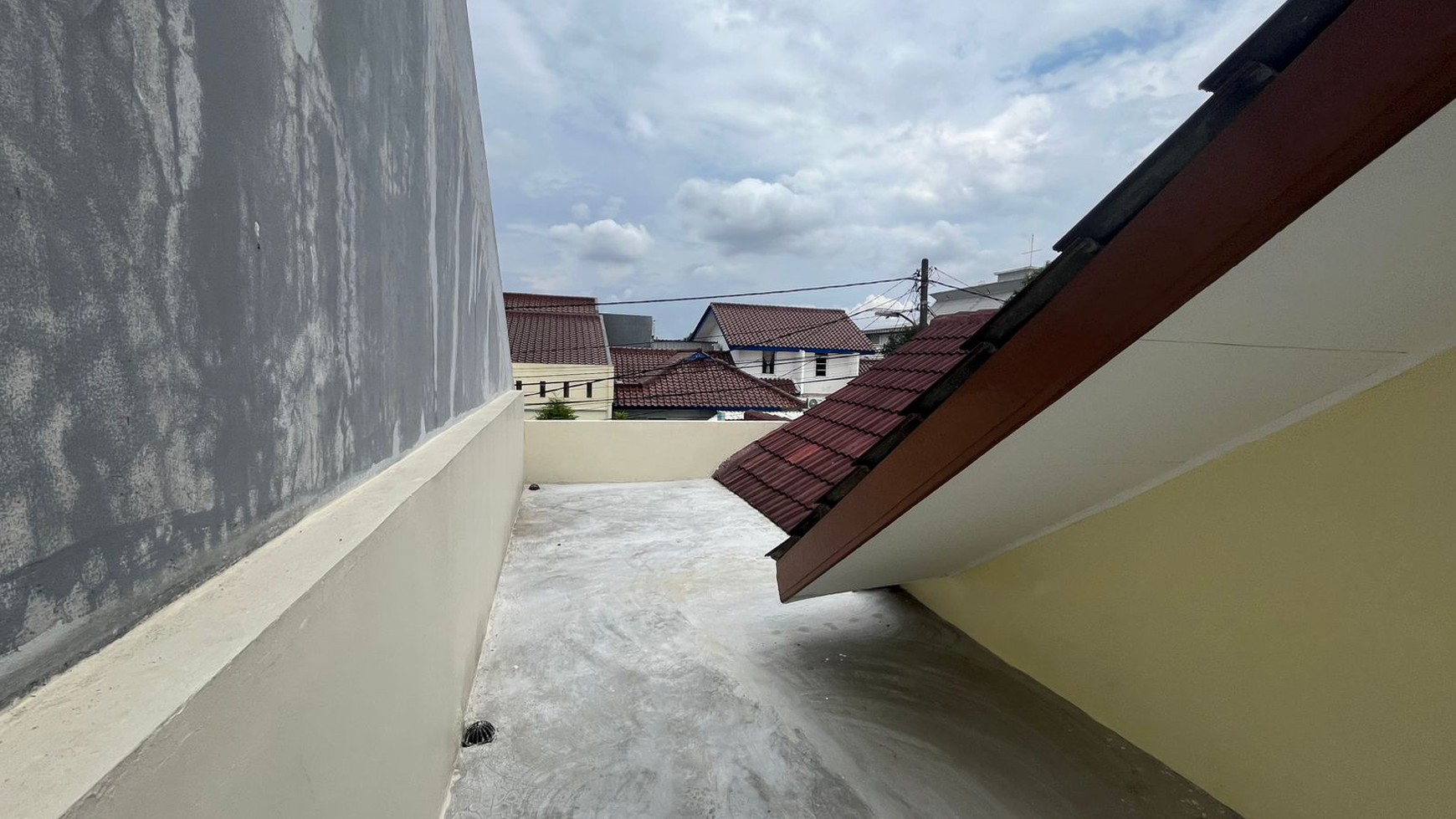 Rumah Hitung Tanah Area Cipete
