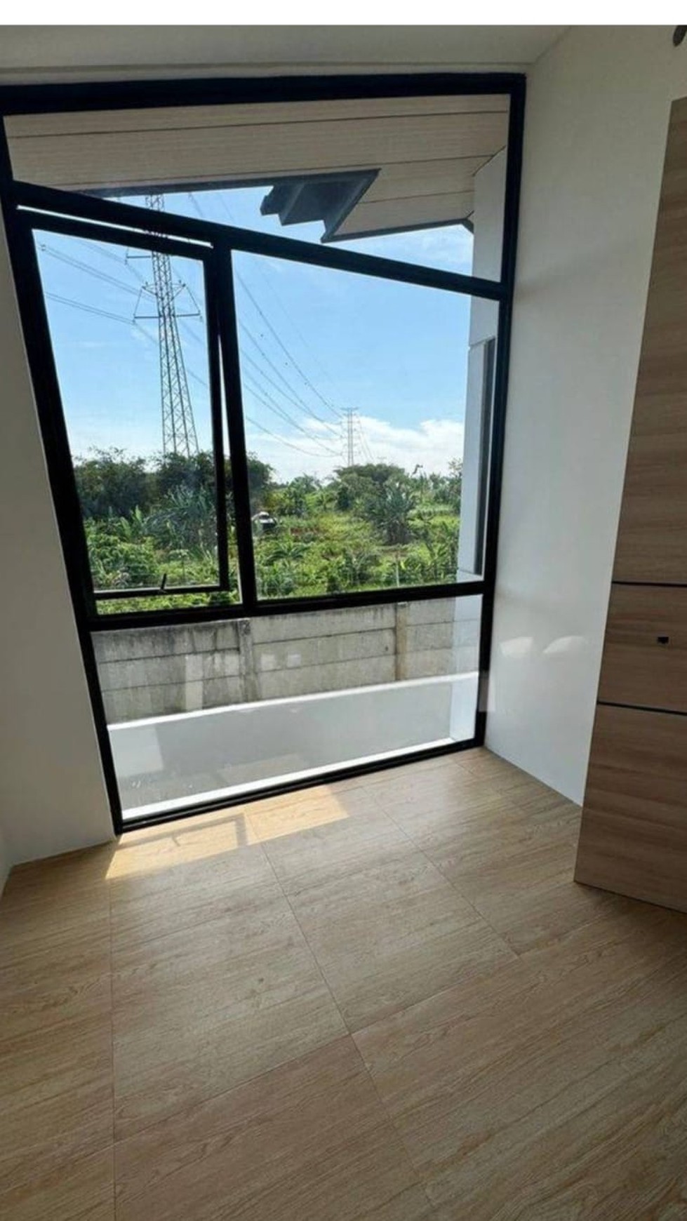 Dijual Rumah minimalis modern di Cendana Cove - Lippo Karawaci Tangerang