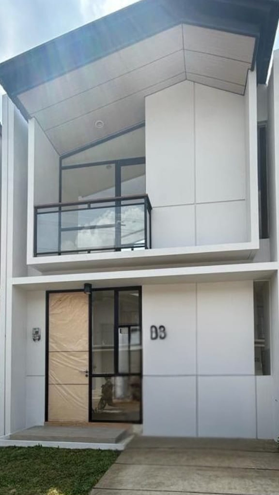 Dijual Rumah minimalis modern di Cendana Cove - Lippo Karawaci Tangerang