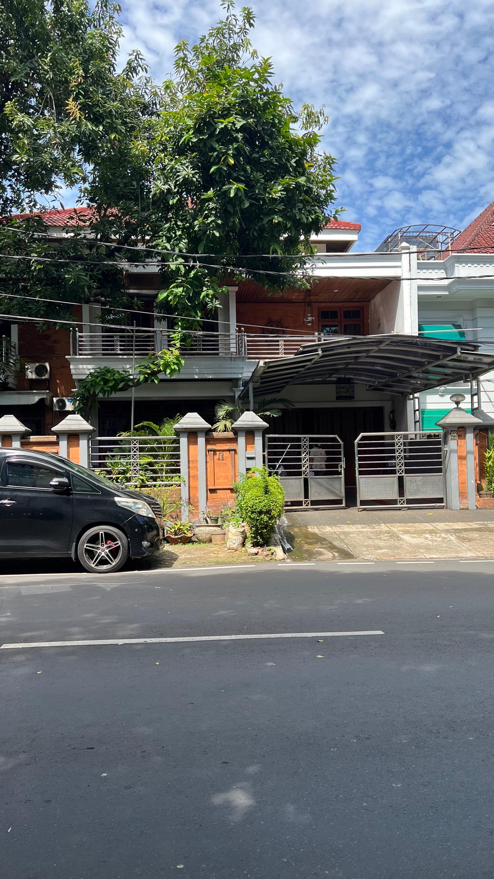 Rumah Megah Modern Siap Huni dan Hunian Nyaman @Pondok Indah, Jakarta Selatan