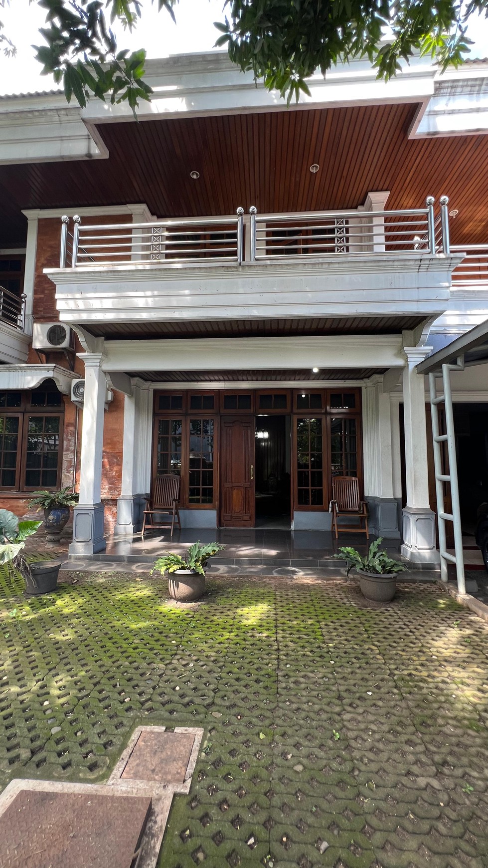 Rumah Megah Modern Siap Huni dan Hunian Nyaman @Pondok Indah, Jakarta Selatan