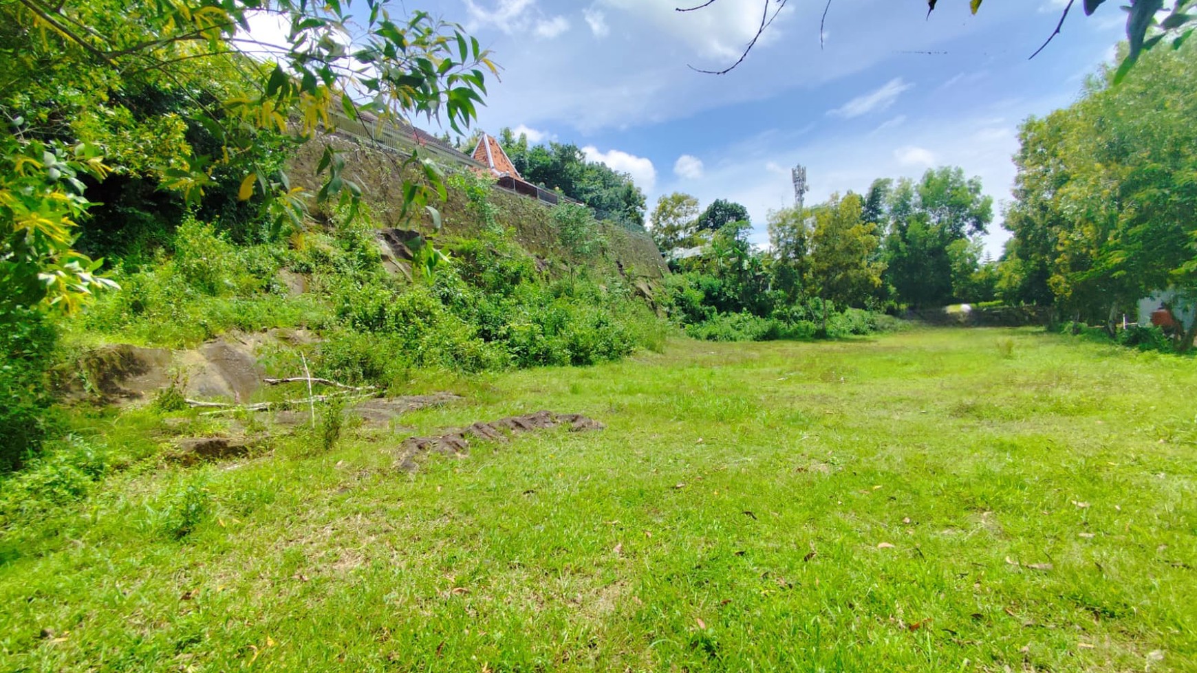 Tanah 1853 Meter Persegi View Kota Jogja Dalam Kawasan Wisata Tebing Breksi