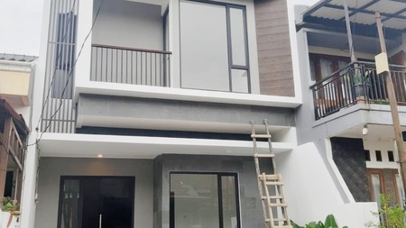 Rumah Brand New di Cluster Graha Raya Bintaro harga 1Man 