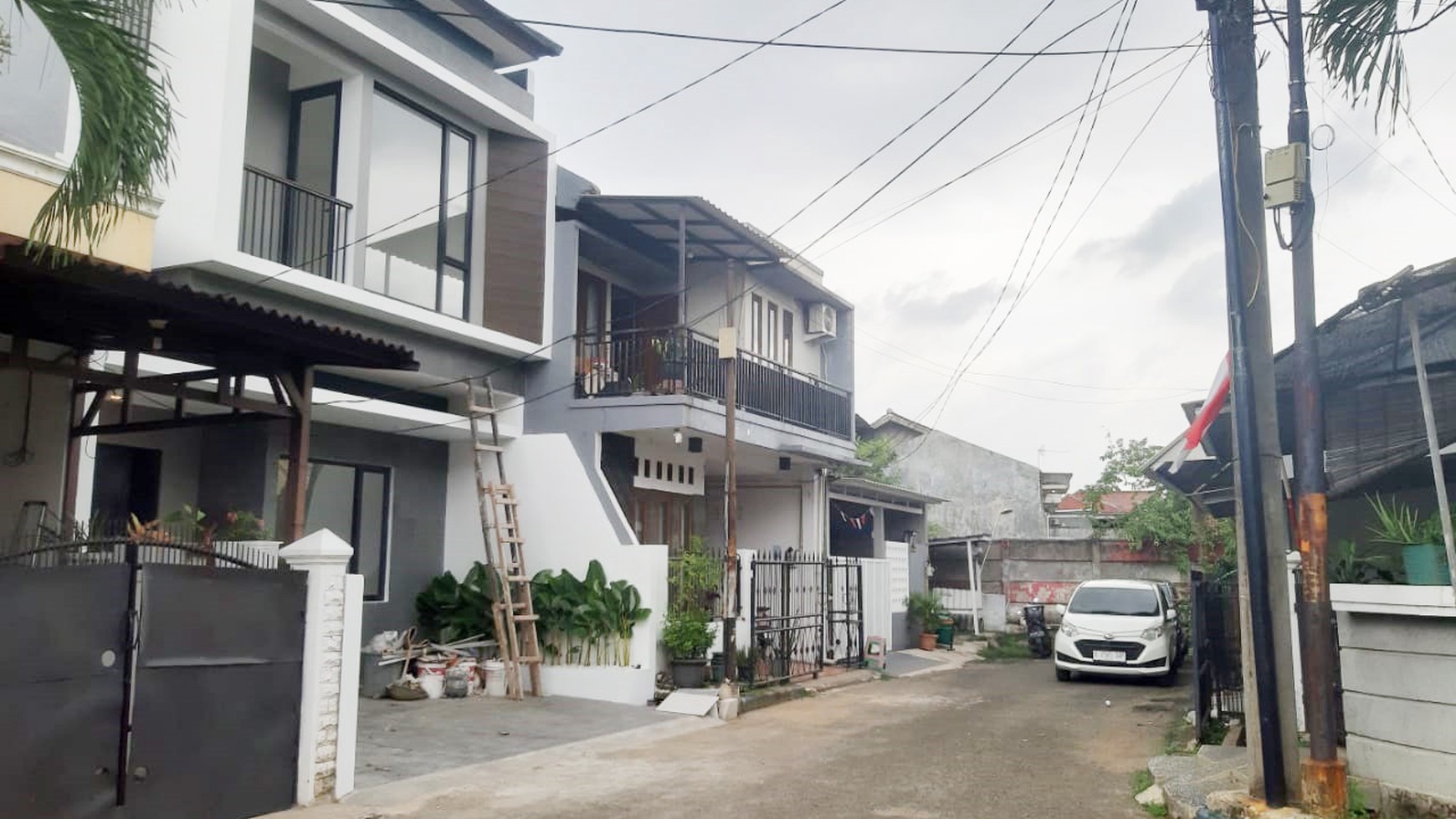 Rumah Brand New di Cluster Graha Raya Bintaro harga 1Man 