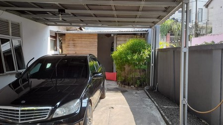 DIJUAL RUMAH NYAMAN DAN STRATEGIS